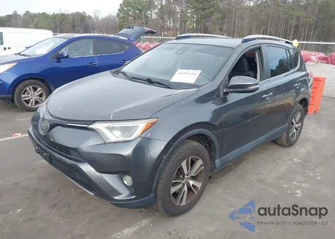 2017 Toyota Rav4 Xle z USA, uszkodzony, nr VIN JTMWFREV8HJ704504